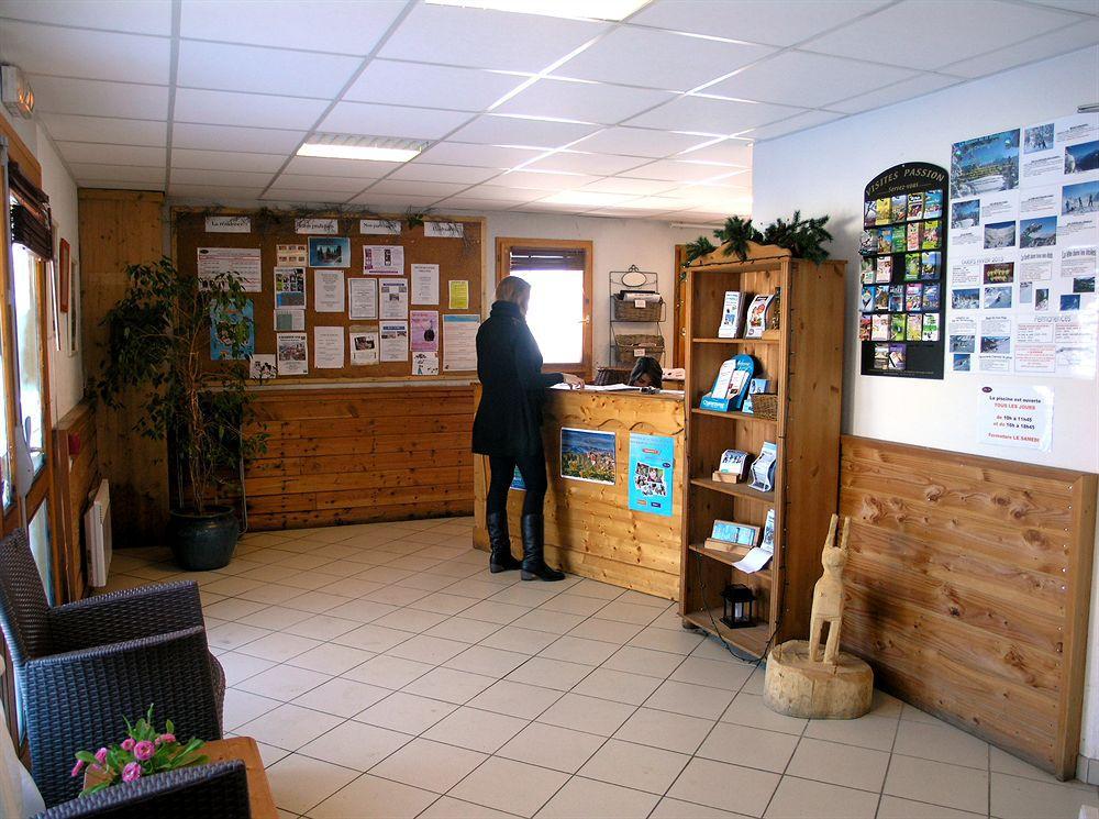 Ecrin Des Neiges Aparthotel Chamrousse Exterior photo