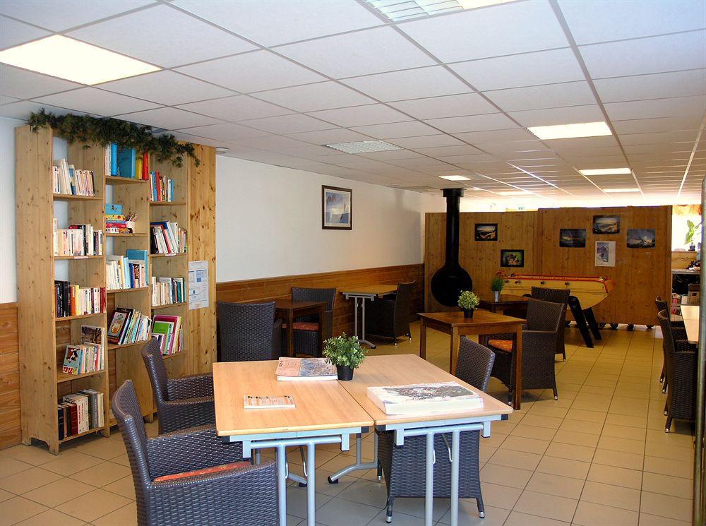 Ecrin Des Neiges Aparthotel Chamrousse Exterior photo