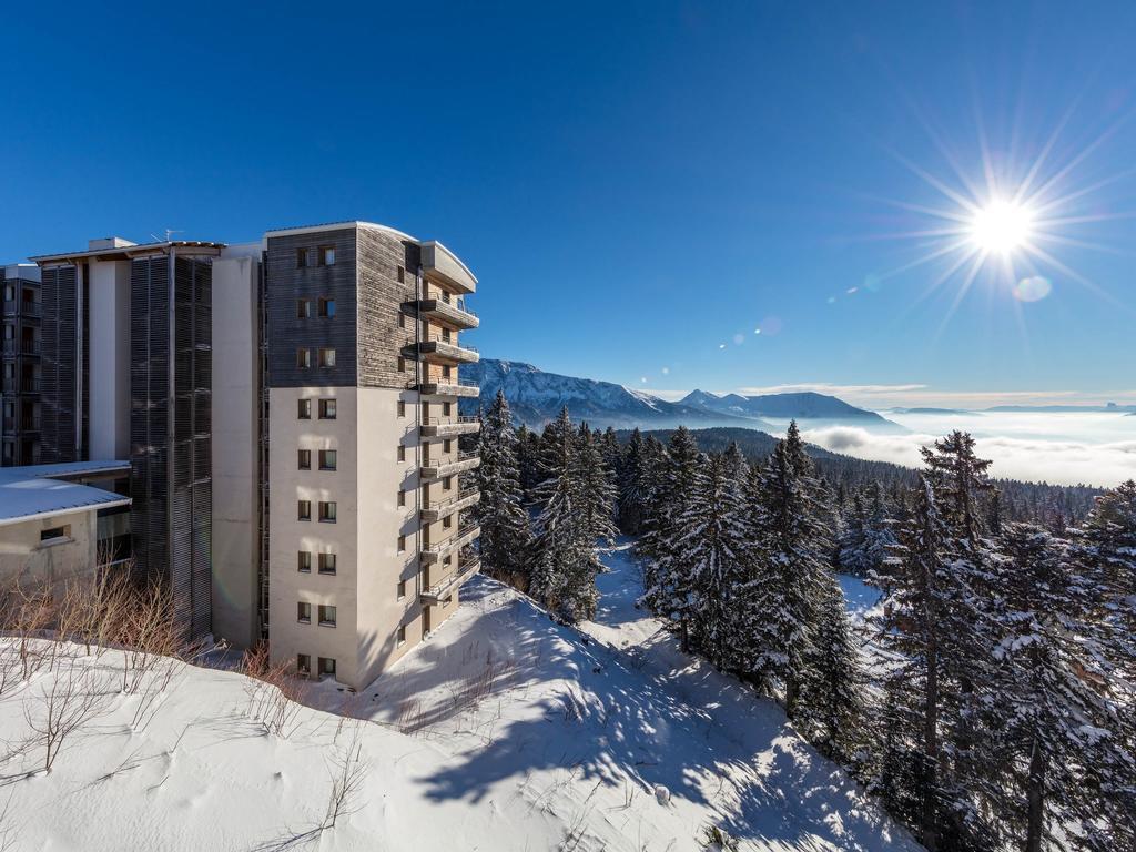 Ecrin Des Neiges Aparthotel Chamrousse Exterior photo