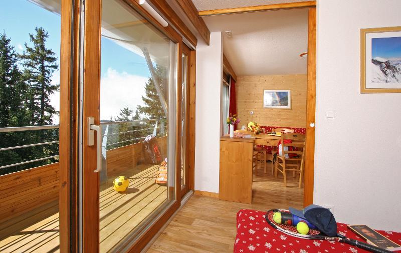 Ecrin Des Neiges Aparthotel Chamrousse Exterior photo