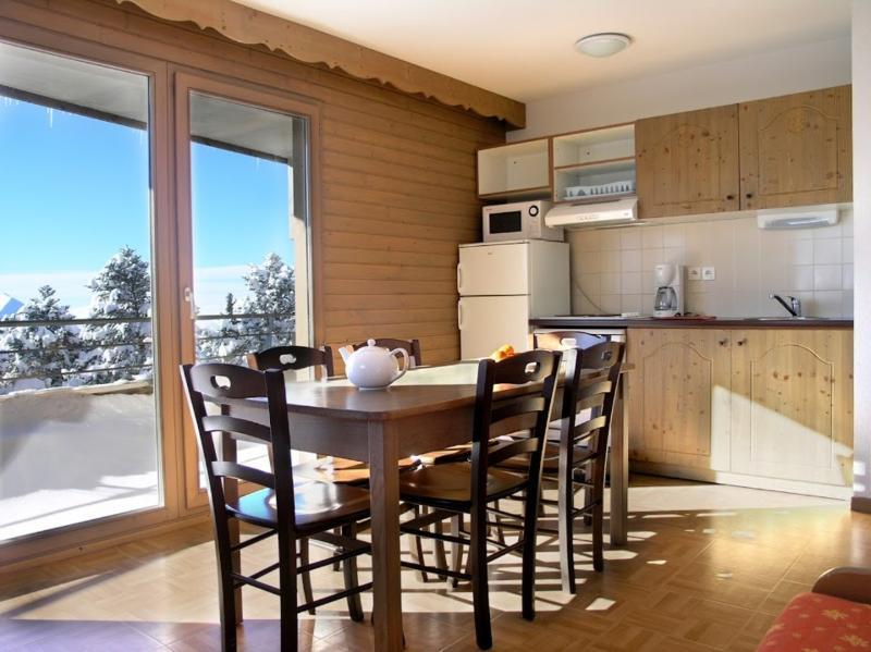 Ecrin Des Neiges Aparthotel Chamrousse Exterior photo