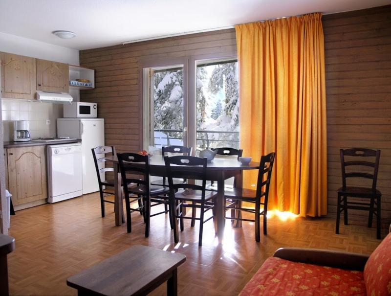 Ecrin Des Neiges Aparthotel Chamrousse Exterior photo