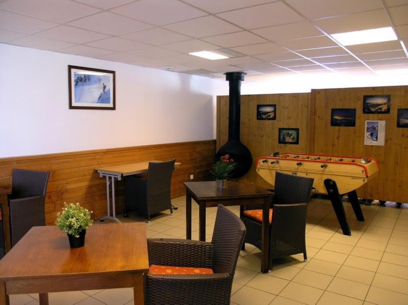 Ecrin Des Neiges Aparthotel Chamrousse Exterior photo
